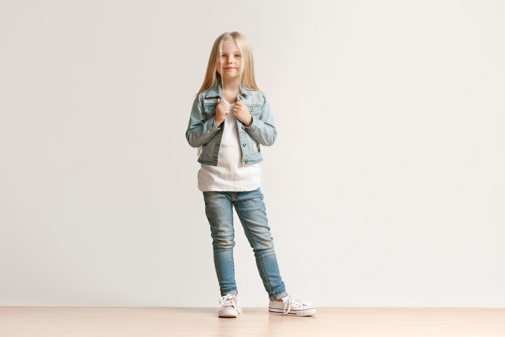 4 roupas da moda infantil que as crianças adoram
